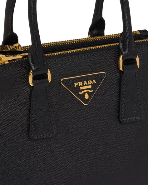 prada tasche saffiano leder schwarz|Prada.